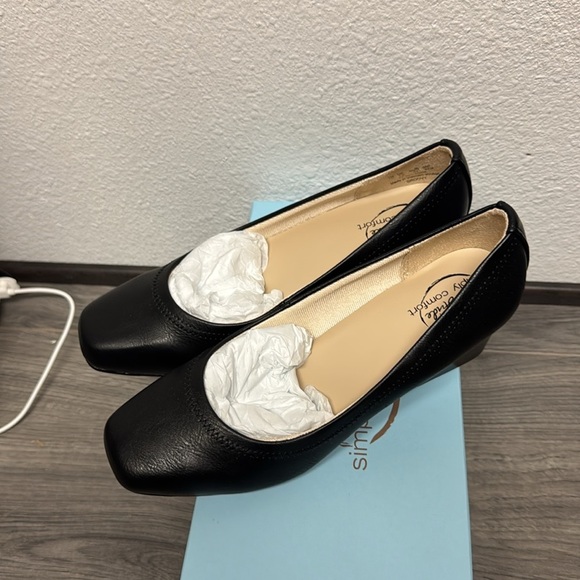 LifeStride Groovy Wedge Slip On - Picture 6 of 7